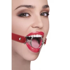 Ouch! Bâillon Anneau XL Avec Sangles Cuir Rouges